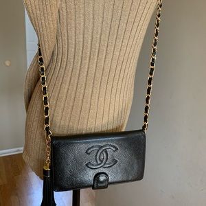 Chanel CC logo Black Leather Wallet on Chain
